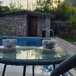 Wildstone Krusi - Pool & 2 Подгориця