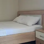 Wildstone Krusi - Pool & 2 Apartment *