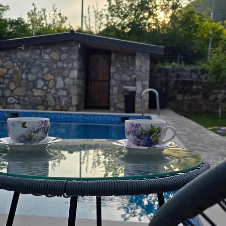 Wildstone Krusi - Pool & 2 Podgorica
